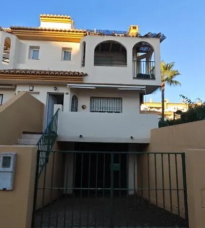 Villa Seaside House, Bellisima Casa En Marbella